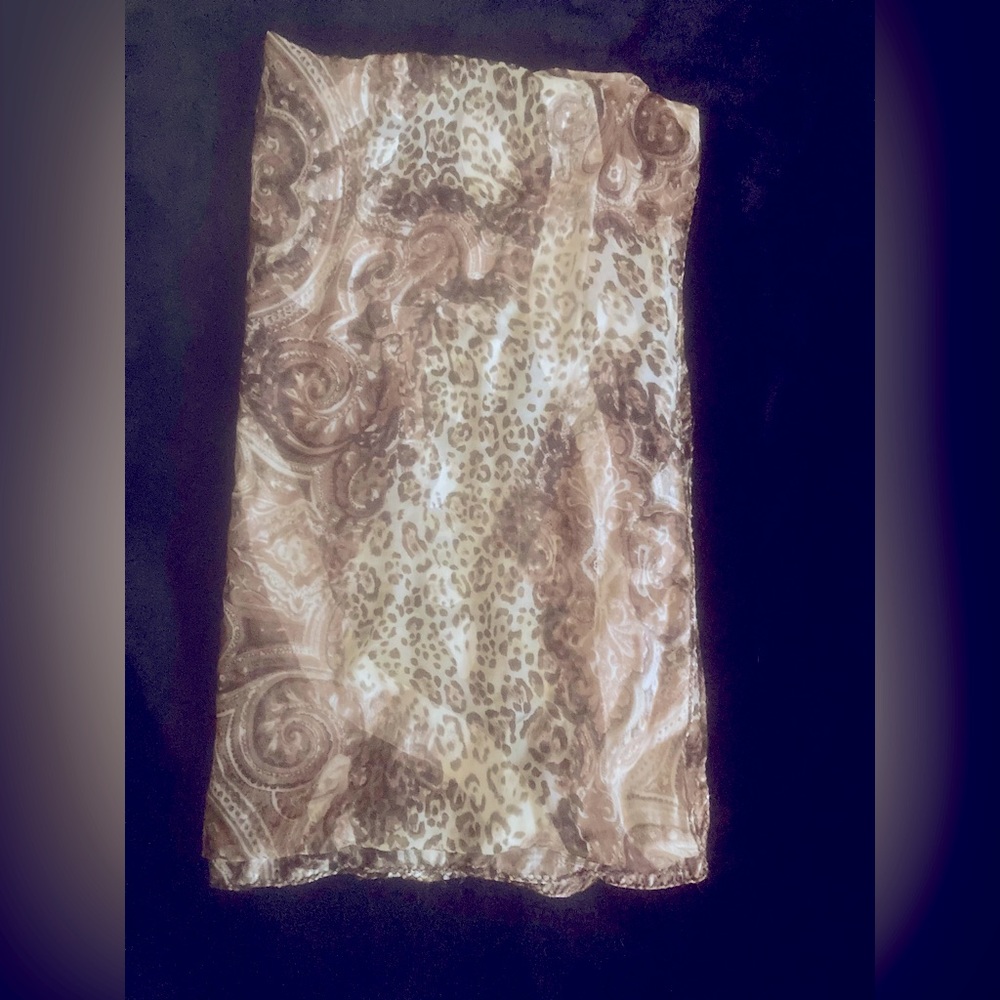 Leopard print spring scarf